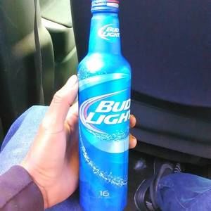 Meet your Posher, Laureano